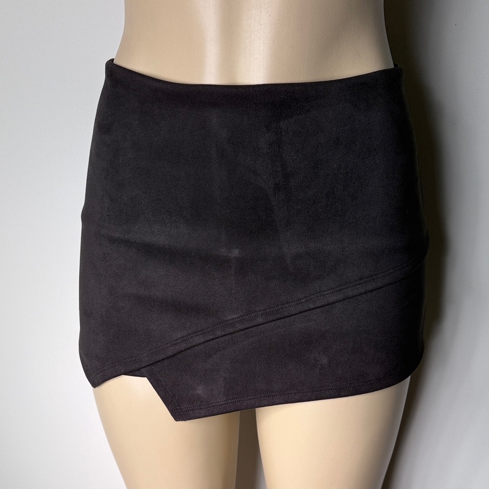 Solemio Black Suede Asymmetrical Mini Skirt